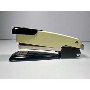 Vintage Arrow M25 Stapler Cream Black Mid Century Retro Desk Office USA